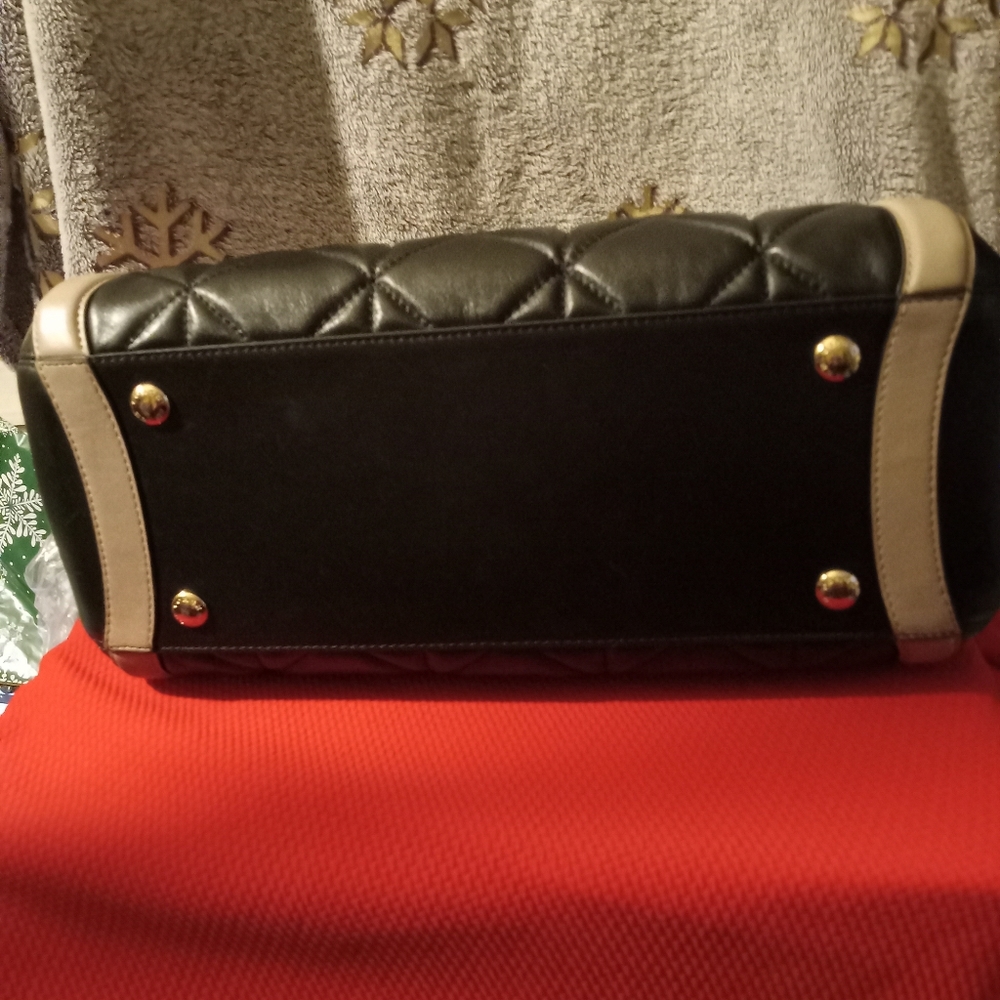 Coach Margot Black and Tan Leather Satchel EUC - Picture 5 of 13